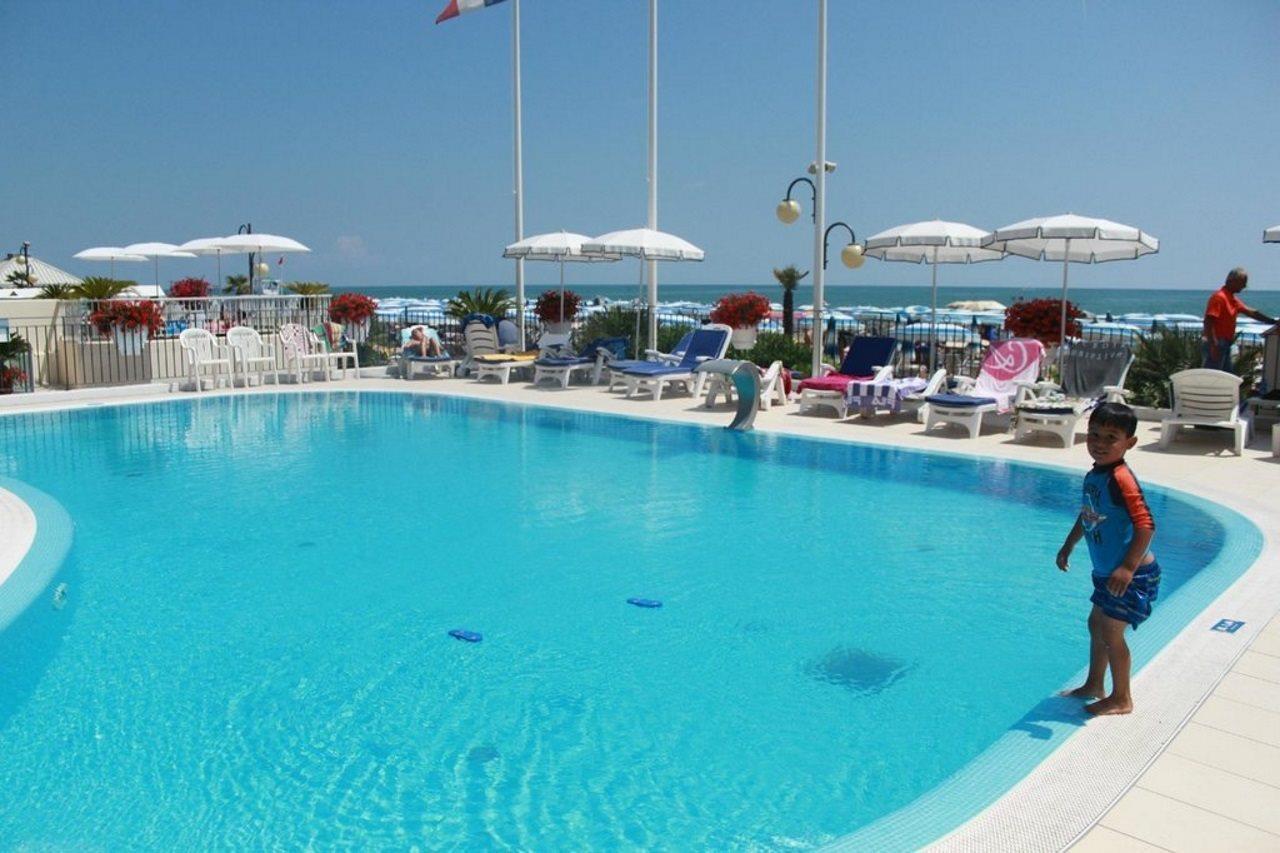 Hotel Manila Lido di Jesolo Zewnętrze zdjęcie