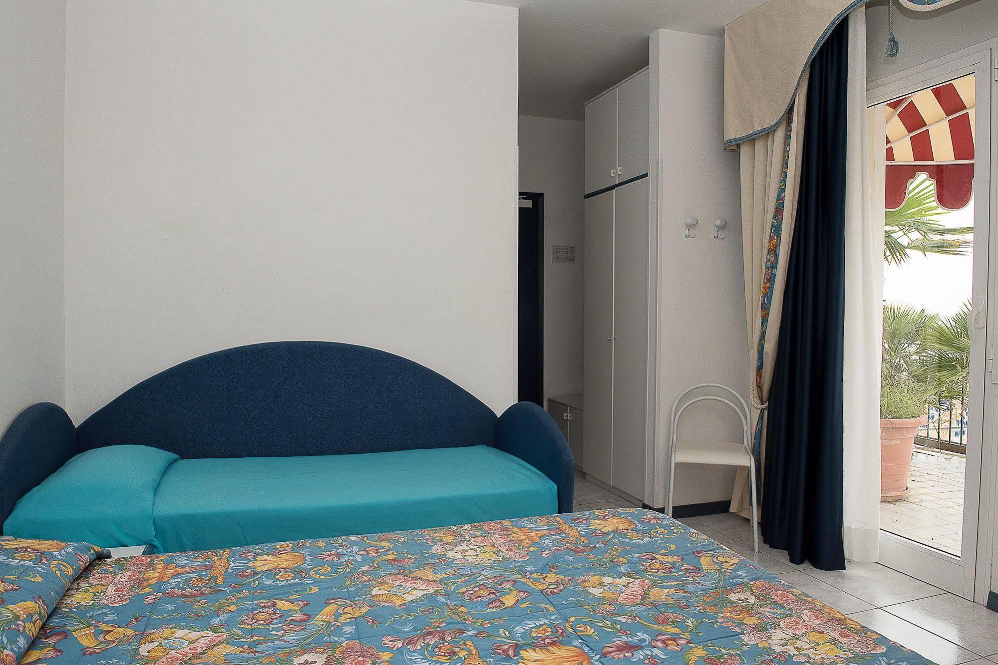 Hotel Manila Lido di Jesolo Zewnętrze zdjęcie